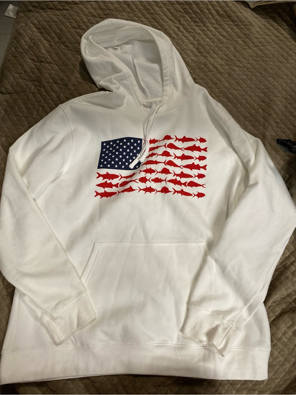 Columbia White Hooded Pullover with Fish American Flag Logo XL